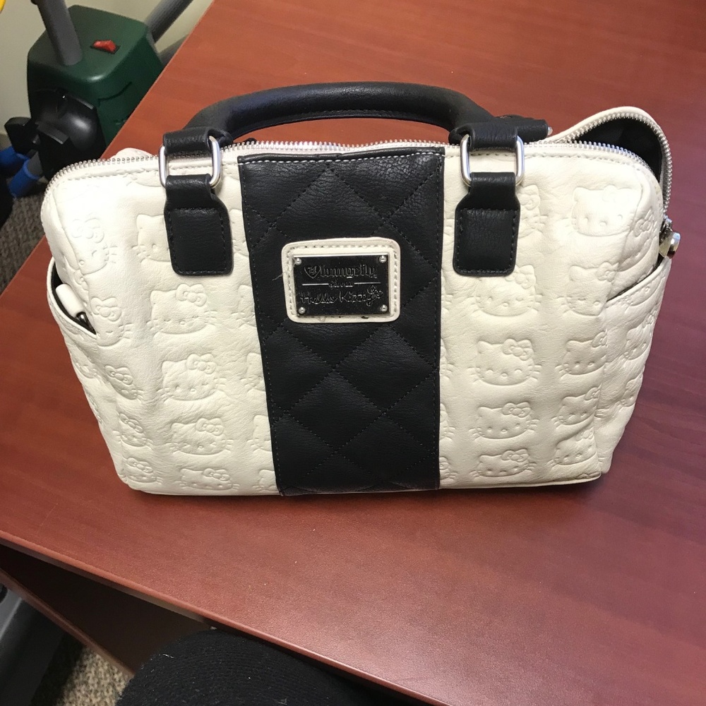 Loungefly Black/Cream Hello Kitty Purse